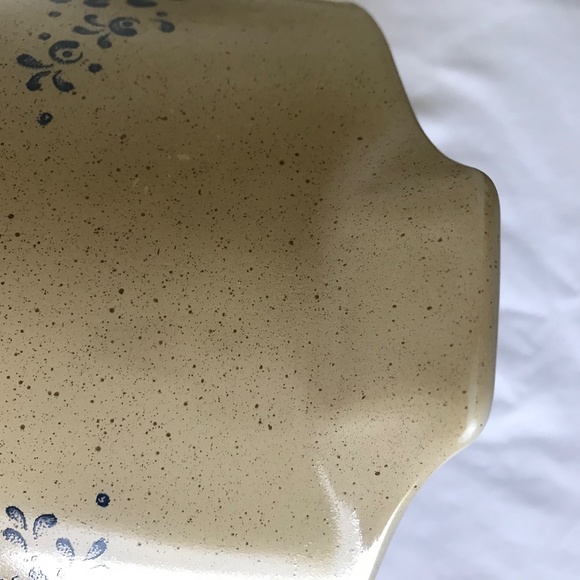 Vintage Pyrex by Corning - Homestead Round Casserole with Clear Lid Cover - Picture 12 of 16